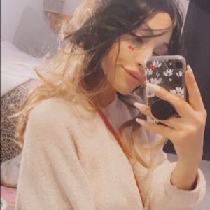 Meet your Posher, Chloë